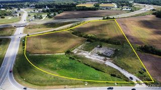 6713 Godfrey Road, Godfrey, IL 62035
