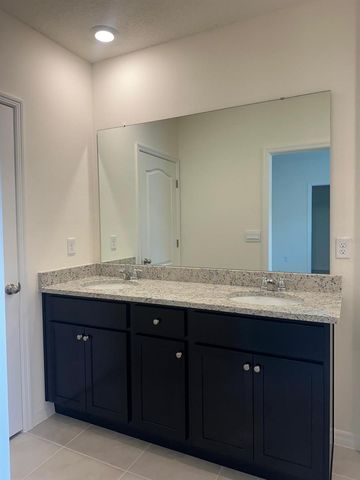 1113 CASCADE AVENUE, Davenport, FL 33837