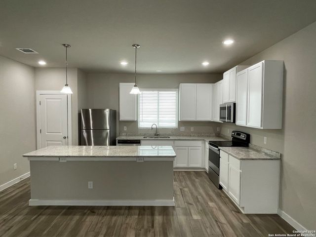 21518 JAMES CHARLES, San Antonio, TX 78255