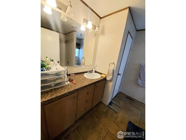 221 W 57th St B78, Loveland, CO 80538