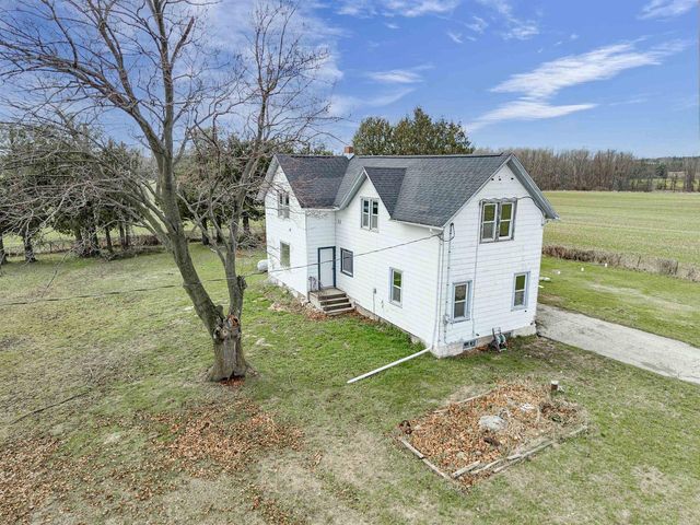 W5136 BRUSEWITZ ROAD, Black Creek, WI 54106