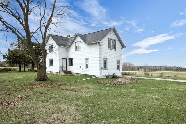 W5136 BRUSEWITZ ROAD, Black Creek, WI 54106
