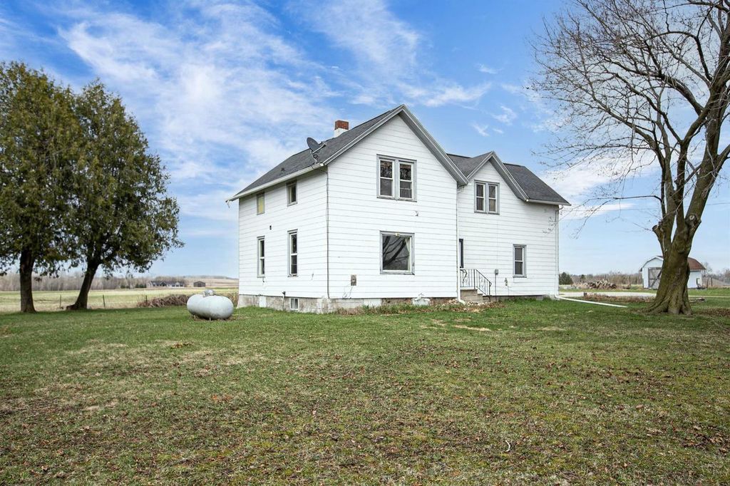 W5136 BRUSEWITZ ROAD, Black Creek, WI 54106