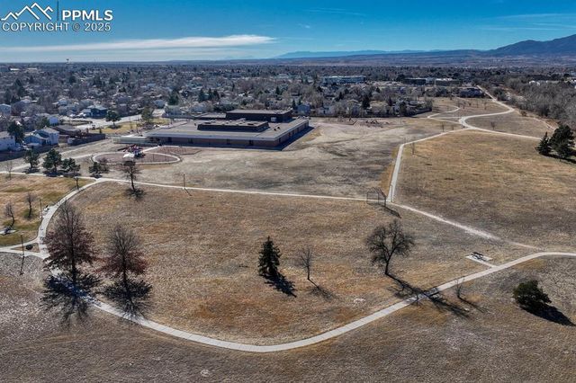 795 Aspenglow Lane, Colorado Springs, CO 80916