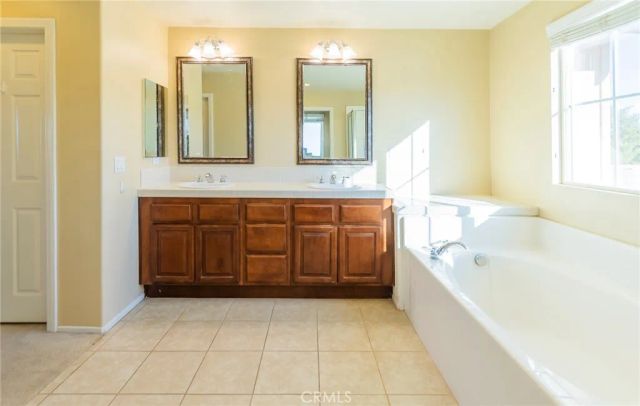 35181 Begonia Lane, Winchester, CA 92596