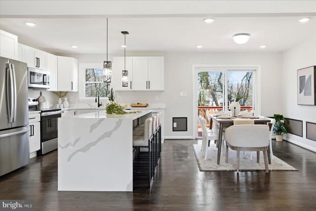 7918 ELIZABETH RD, Pasadena, MD 21122