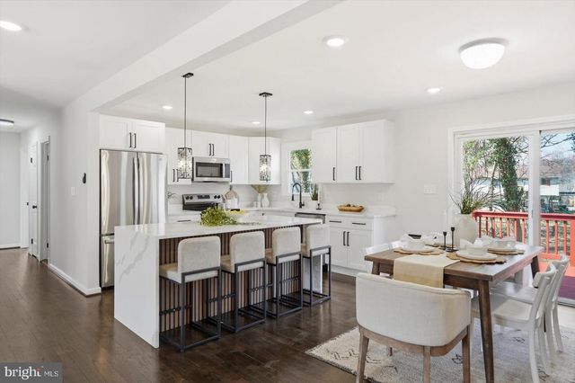 7918 ELIZABETH RD, Pasadena, MD 21122