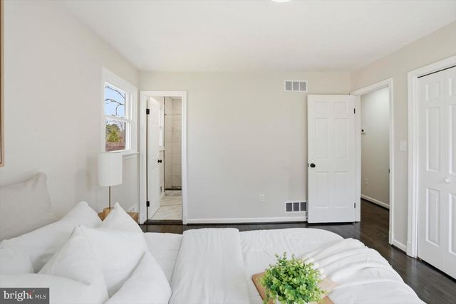 7918 ELIZABETH RD, Pasadena, MD 21122