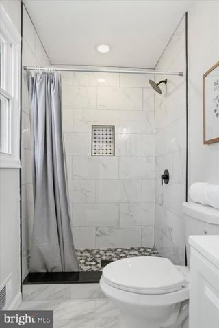 7918 ELIZABETH RD, Pasadena, MD 21122