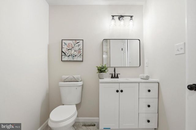 7918 ELIZABETH RD, Pasadena, MD 21122