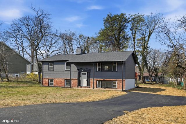 7918 ELIZABETH RD, Pasadena, MD 21122