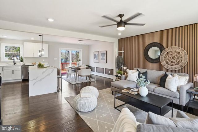 7918 ELIZABETH RD, Pasadena, MD 21122