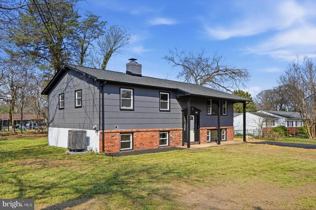 7918 ELIZABETH RD, Pasadena, MD 21122