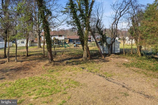 7918 ELIZABETH RD, Pasadena, MD 21122