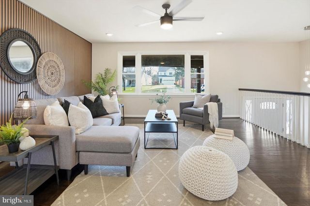 7918 ELIZABETH RD, Pasadena, MD 21122