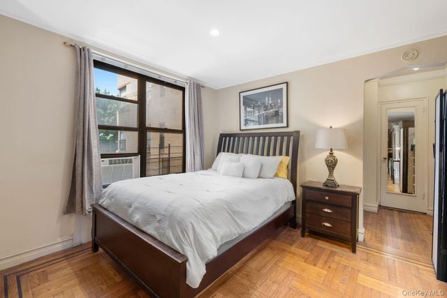 860 Grand Concourse 4J, Bronx, NY 10451