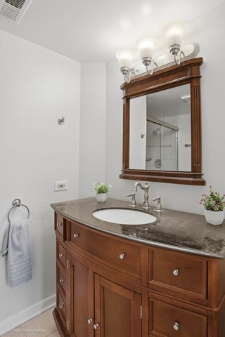 17236 Ridgeland Avenue 412, Tinley Park, IL 60477