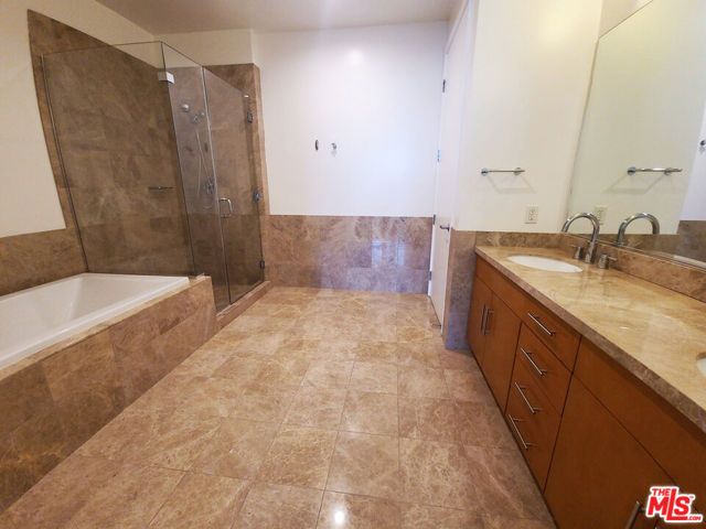 3223 W 6th Street 602, Los Angeles, CA 90020