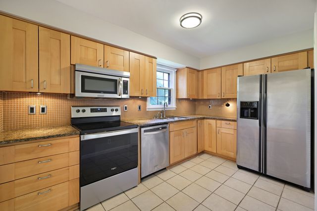 222 Westfield Dr, Nashville, TN 37221