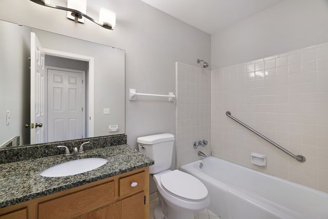 222 Westfield Dr, Nashville, TN 37221