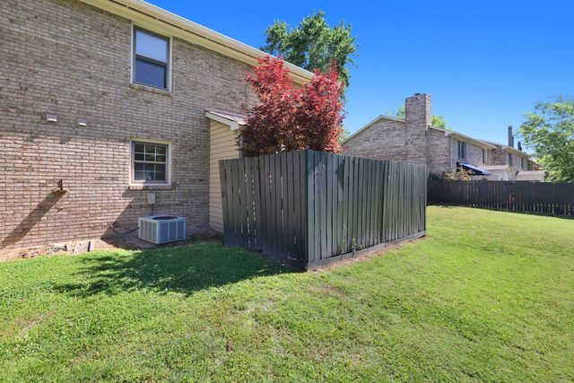 222 Westfield Dr, Nashville, TN 37221