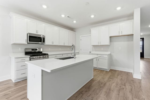 1429 Charles Drive, Chapel Hill, TN 37034