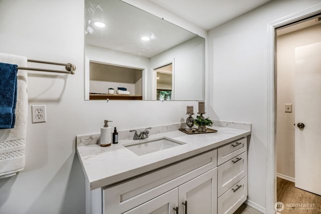 3929 Hoffman Court SE, Olympia, WA 98501