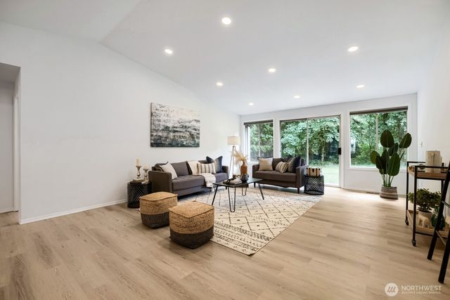 3929 Hoffman Court SE, Olympia, WA 98501