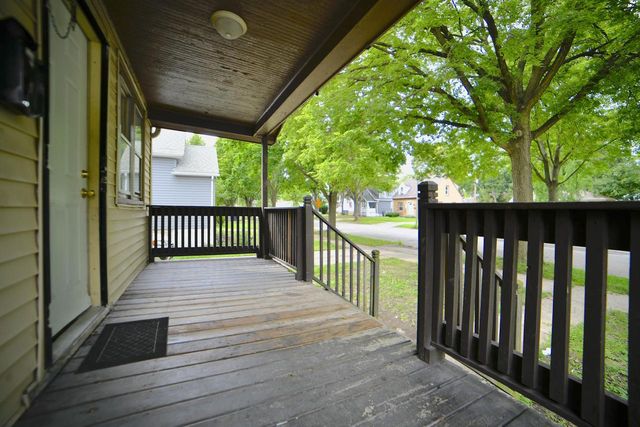 4702 N 49th STREET, Milwaukee, WI 53218