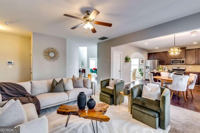 1154 Paramount Drive, Mcdonough, GA 30253