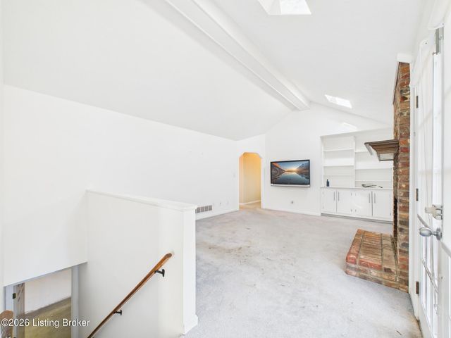 3805 Bigelow Dr, Jeffersontown, KY 40299