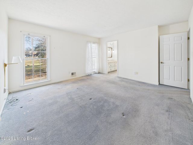 3805 Bigelow Dr, Jeffersontown, KY 40299