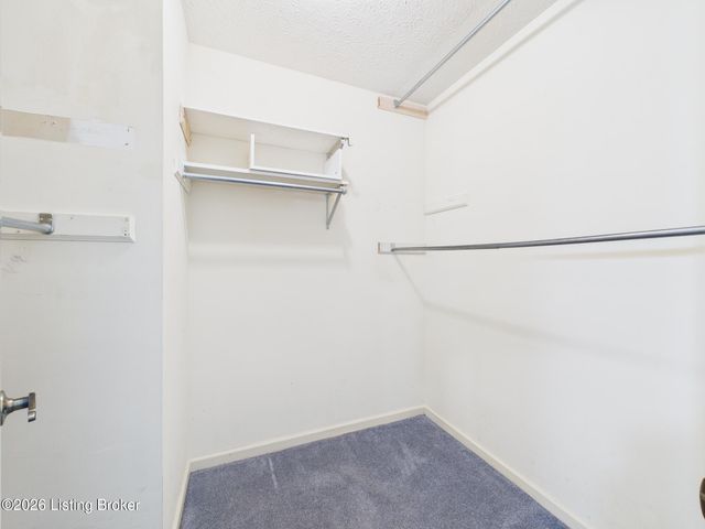 3805 Bigelow Dr, Jeffersontown, KY 40299