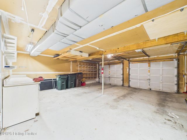 3805 Bigelow Dr, Jeffersontown, KY 40299