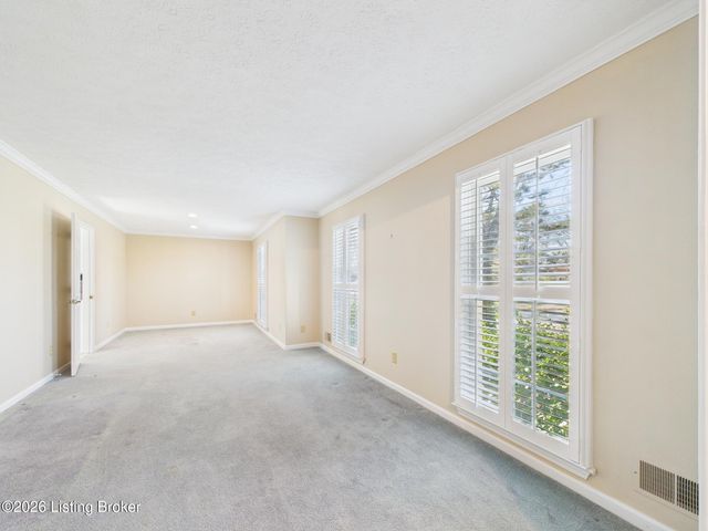 3805 Bigelow Dr, Jeffersontown, KY 40299