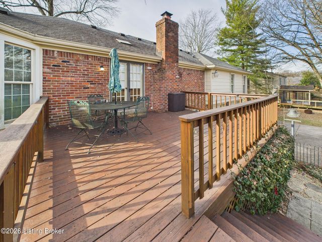 3805 Bigelow Dr, Jeffersontown, KY 40299