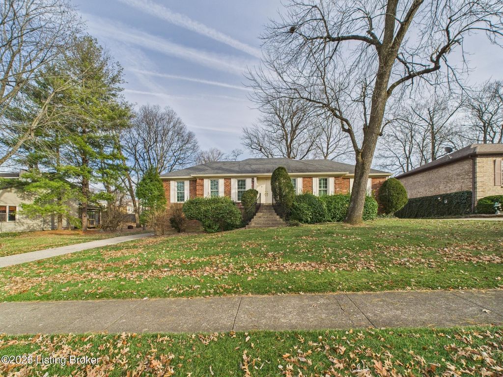 3805 Bigelow Dr, Jeffersontown, KY 40299