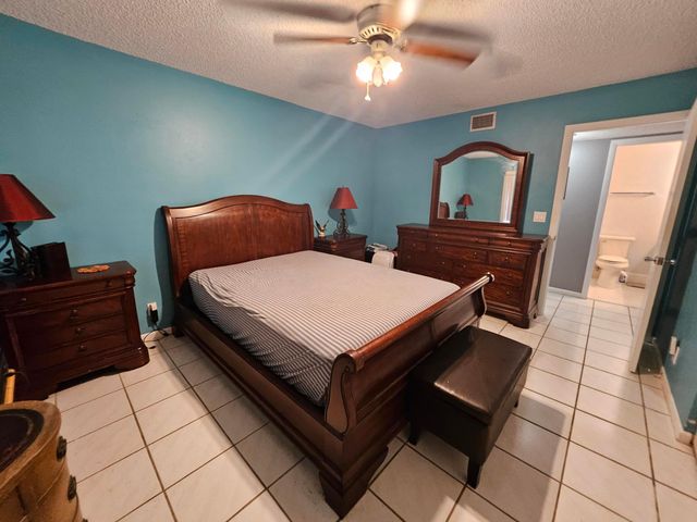 14628 Canalview Drive A, Delray Beach, FL 33484