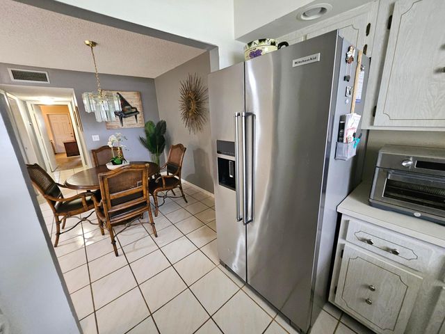 14628 Canalview Drive A, Delray Beach, FL 33484