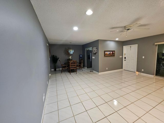 14628 Canalview Drive A, Delray Beach, FL 33484