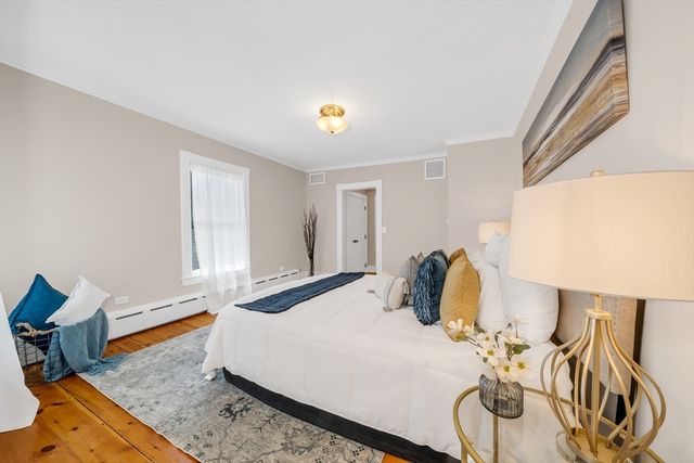 49 Abbot St, Andover, MA 01810