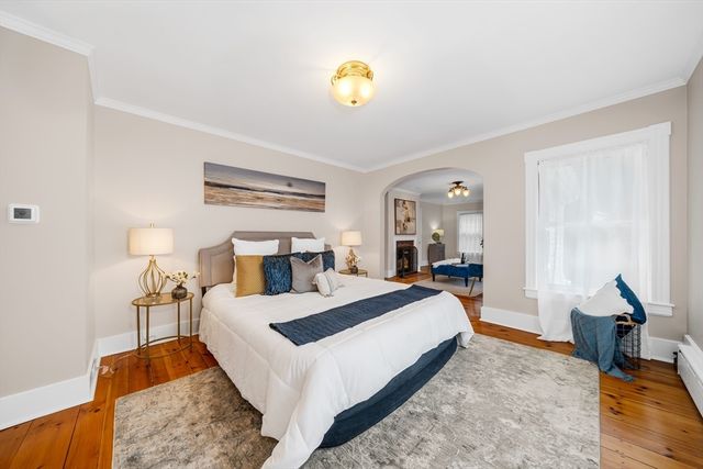 49 Abbot St, Andover, MA 01810