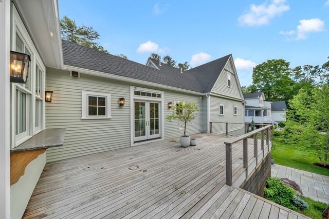 49 Abbot St, Andover, MA 01810