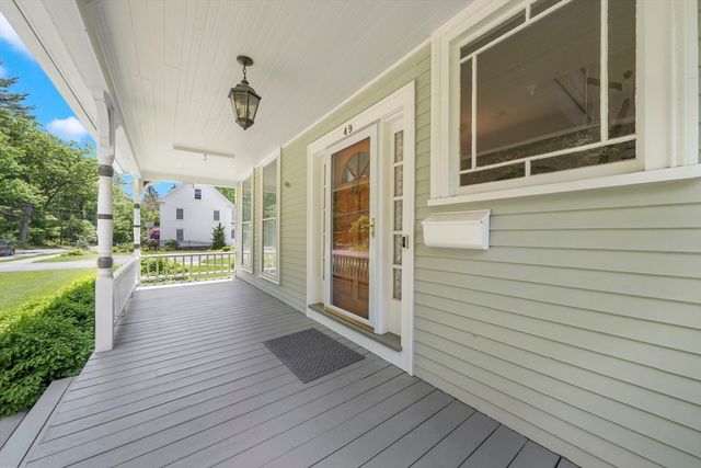 49 Abbot St, Andover, MA 01810
