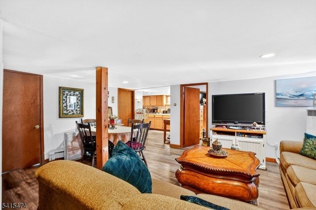 21 Ulster St, West Milford Twp., NJ 07480