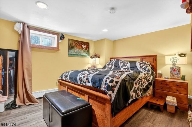 21 Ulster St, West Milford Twp., NJ 07480