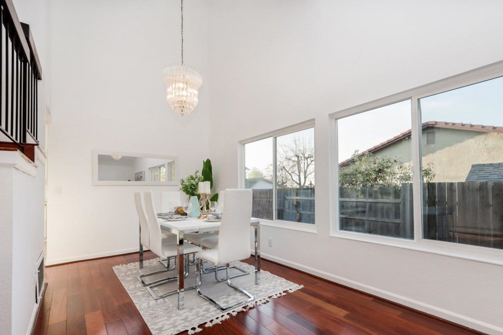 Image 10 of property listing at 803 Ulmeca Pl, Fremont, CA 94539