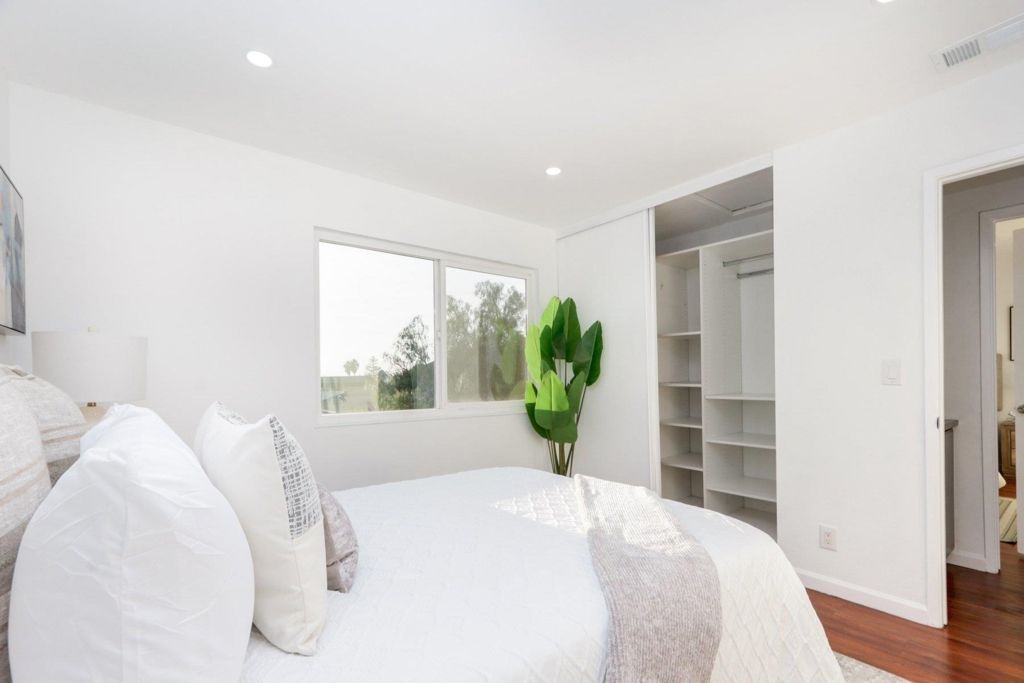 Image 34 of property listing at 803 Ulmeca Pl, Fremont, CA 94539