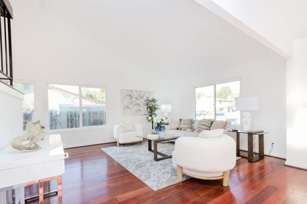 Image 6 of property listing at 803 Ulmeca Pl, Fremont, CA 94539