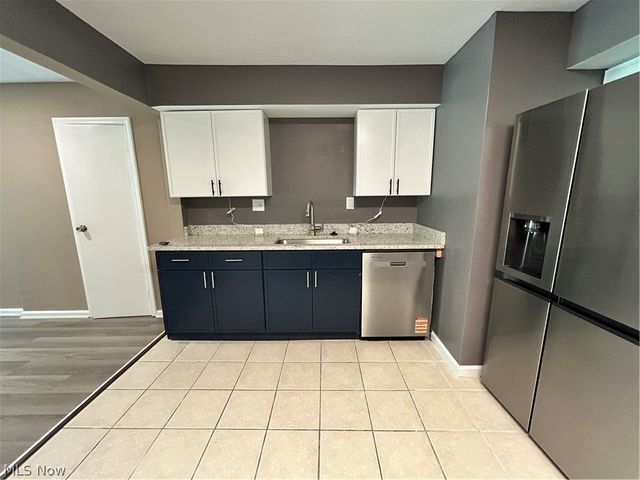 992 Lander Road, Highland Heights, OH 44143